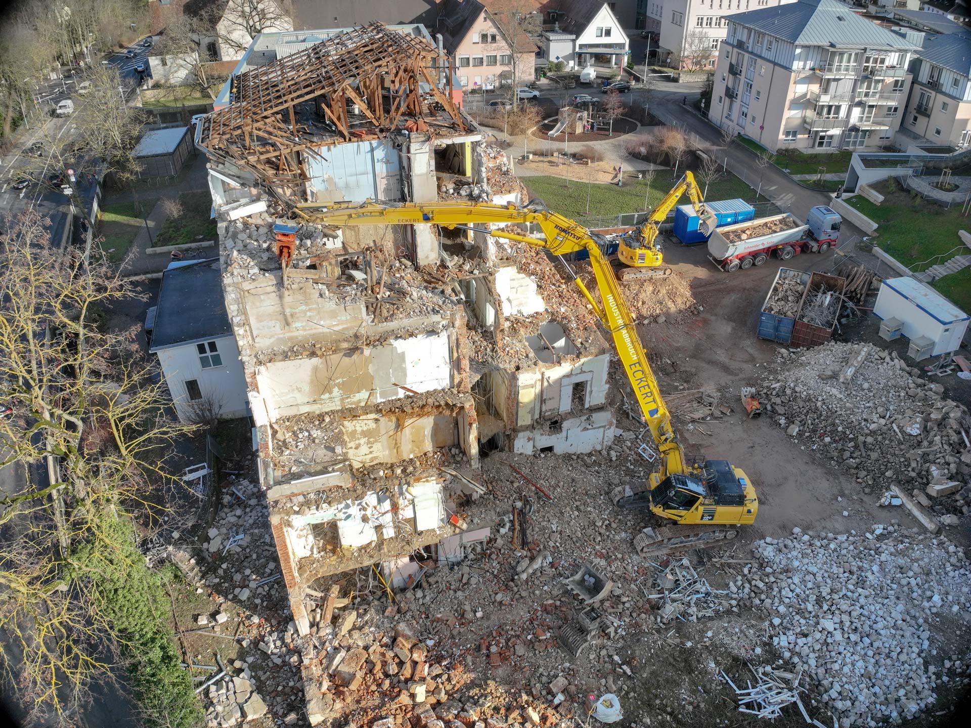 Eckert-Industrieabbruch-Longfront-Spezialabbruch-Carolinum-03 Spezialabbruch