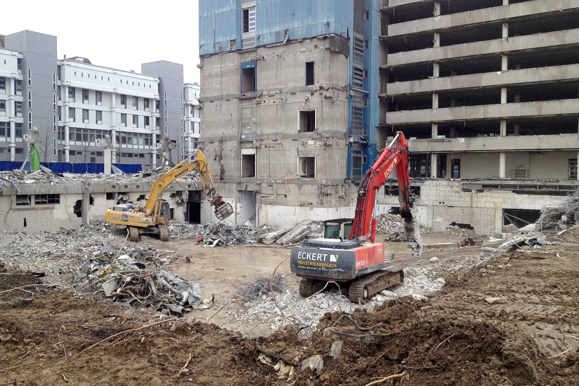 0035-SEB-Bank-Bagger-im-Einsatz-ca0ab84b Referenzen