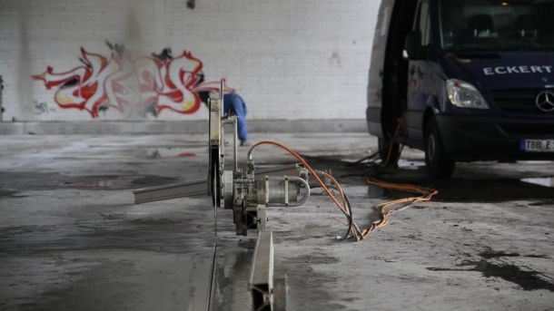 dad49526 Beton-Trenntechnik von Eckert Industrieabbruch