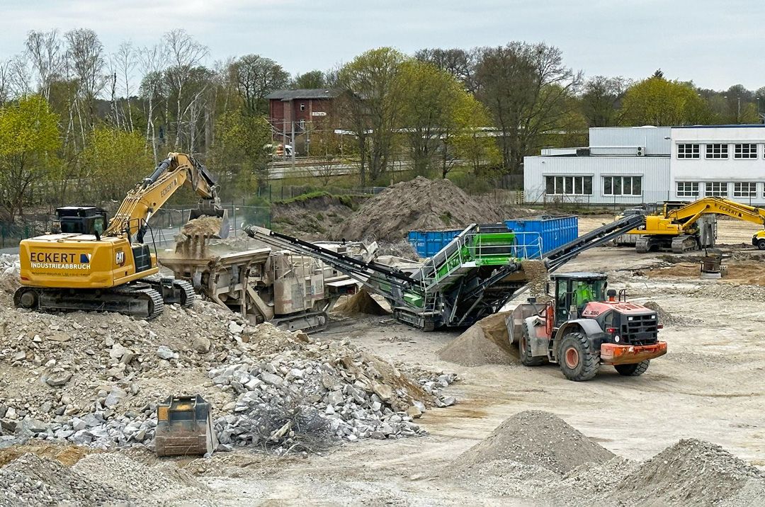 Eckert-Industrieabbruch-Erdbau-recycling-shredder-2cd6aba3 Eckert Erdbau